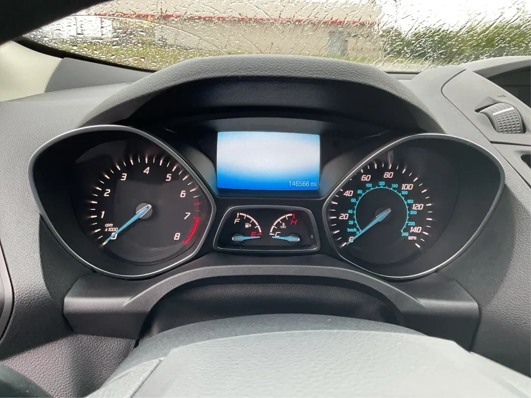 2016 Ford Escape S (1FMCU0F7XGU) with an Duratec 2.5L I-4 DOHC engine, located at 880 E. National Road, Vandalia, OH, 45377, (937) 908-9800, 39.891918, -84.183594 - **Discover Your Next Adventure with the 2016 Ford Escape at Advantage Car and Credit - Vandalia!**<br /> <br /> Are you seeking a vehicle that effortlessly balances comfort, versatility, and style for your daily commute or weekend getaways? Look no further than this stunning 2016 Ford Escape, availa - Photo#15