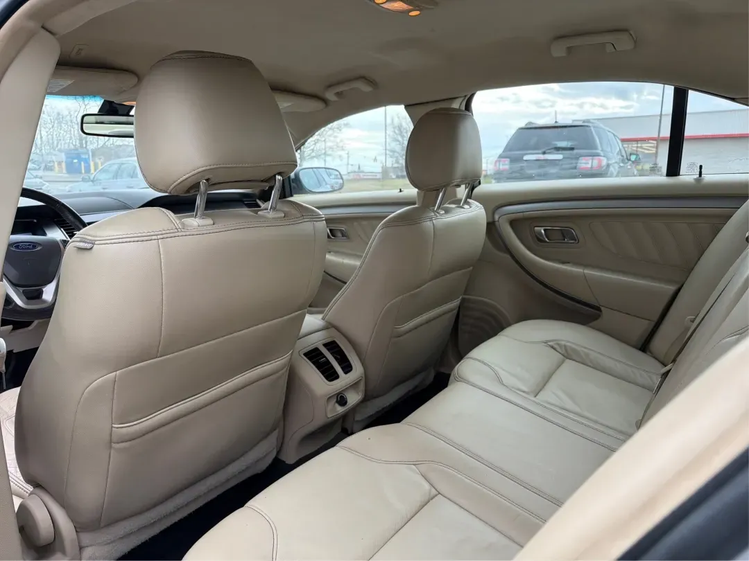 2013 Ford Taurus SEL (1FAHP2H87DG) with an 3.5L V-6 DOHC engine, located at 8750 N County Rd 25A, Piqua, OH, 45356, (937) 908-9800, 40.164391, -84.232513 - **Discover the Perfect Family Sedan: 2013 Ford Taurus SEL at Advantage Car and Credit - Piqua, OH**<br /> <br /> Are you searching for a reliable and spacious vehicle that fits seamlessly into your family's lifestyle? Look no further than this 2013 Ford Taurus SEL, available now at Advantage Car and - Photo#10