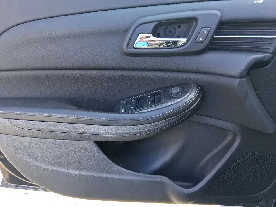 2015 Chevrolet Malibu 1LT (1G11C5SL6FF) with an ECOTEC 2.5L I-4 gasoline direct injection engine, 6-Speed Automatic transmission, located at 1184 Kauffman Ave, Fairborn, OH, 45324, (937) 908-9800, 39.807072, -84.030914 - **Elevate Your Daily Drive with the 2015 Chevrolet Malibu 1LT at Advantage Car and Credit!** <br /> <br /> Are you looking for a vehicle that combines style, comfort, and reliability? The 2015 Chevrolet Malibu 1LT is the perfect sedan for everyone from busy professionals to growing families. With it - Photo#19