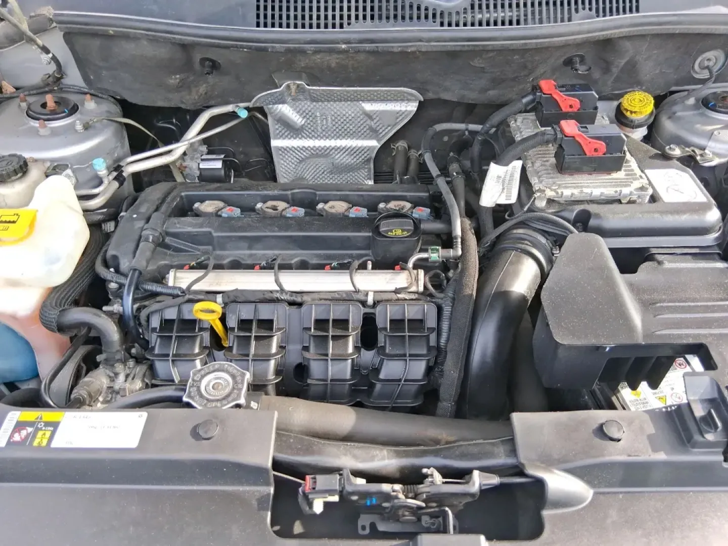 2017 Jeep Compass Latitude FWD (1C4NJCEA3HD) with an Other engine, located at 1230 East Main St, Xenia, OH, 45385, (937) 908-9800, 39.688026, -83.910172 - **Adventure Awaits with the 2017 Jeep Compass Latitude FWD: Your Perfect Weekend Companion!**<br /> <br /> Are you ready to take your weekend adventures to the next level? The 2017 Jeep Compass Latitude FWD is here to elevate your lifestyle, whether you're heading out for a family getaway, exploring - Photo#11