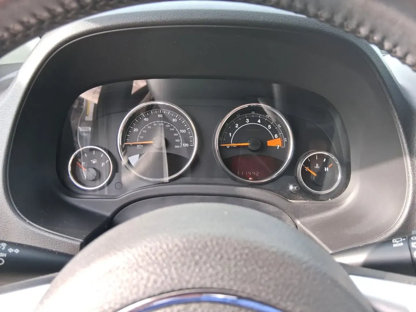 2017 Jeep Compass Latitude FWD (1C4NJCEA3HD) with an Other engine, located at 4508 South Dixie Dr, Moraine, OH, 45439, (937) 908-9800, 39.689976, -84.218452 - 2017 Jeep Compass Latitude FWD - Photo#15