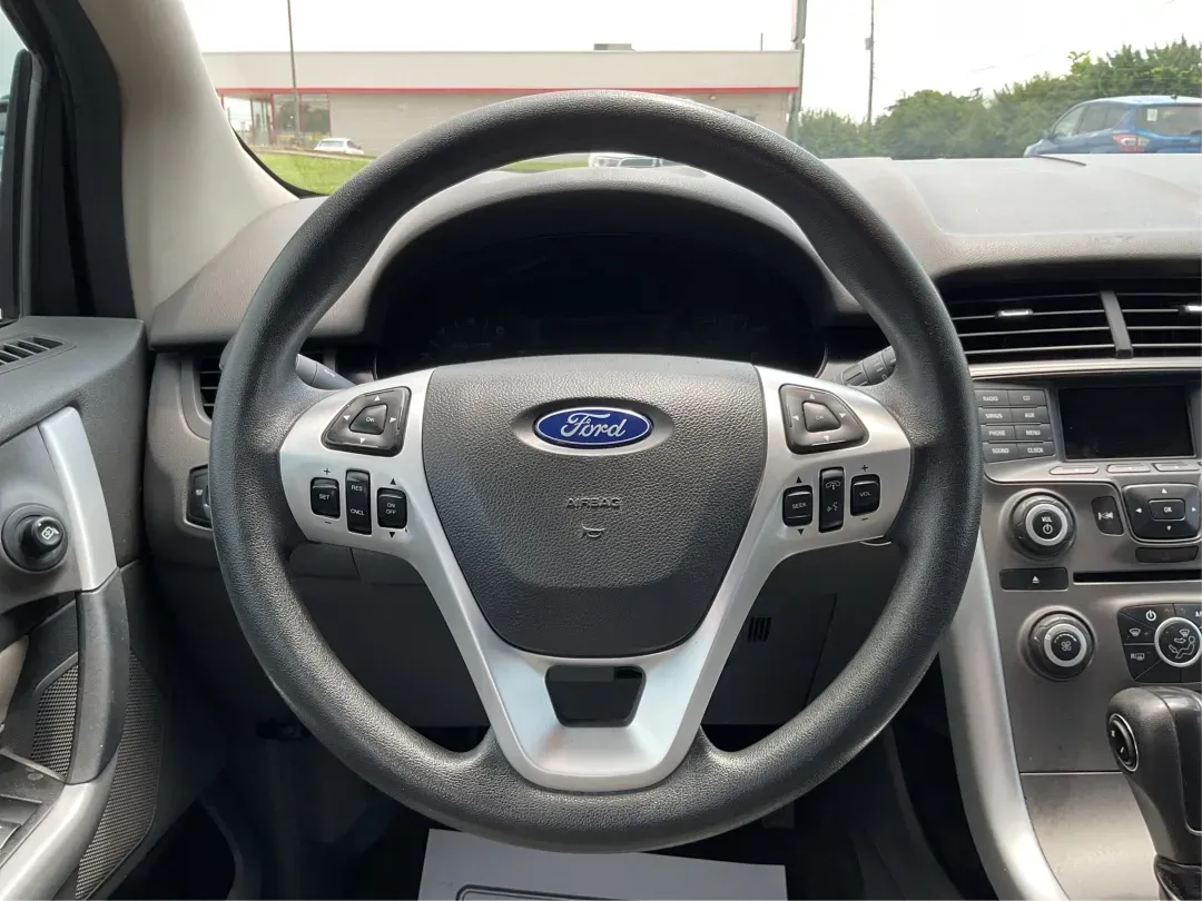 2013 Ford Edge SE (2FMDK3GC6DB) with an Other engine, located at 880 E. National Road, Vandalia, OH, 45377, (937) 908-9800, 39.891918, -84.183594 - **Discover Your Next Adventure with the 2013 Ford Edge SE A Perfect Family SUV!**<br /> <br /> Are you searching for a reliable and stylish SUV to elevate your family's adventures? The 2013 Ford Edge SE, available at Advantage Car and Credit in Fairborn, OH, is the ideal vehicle for families and in - Photo#16