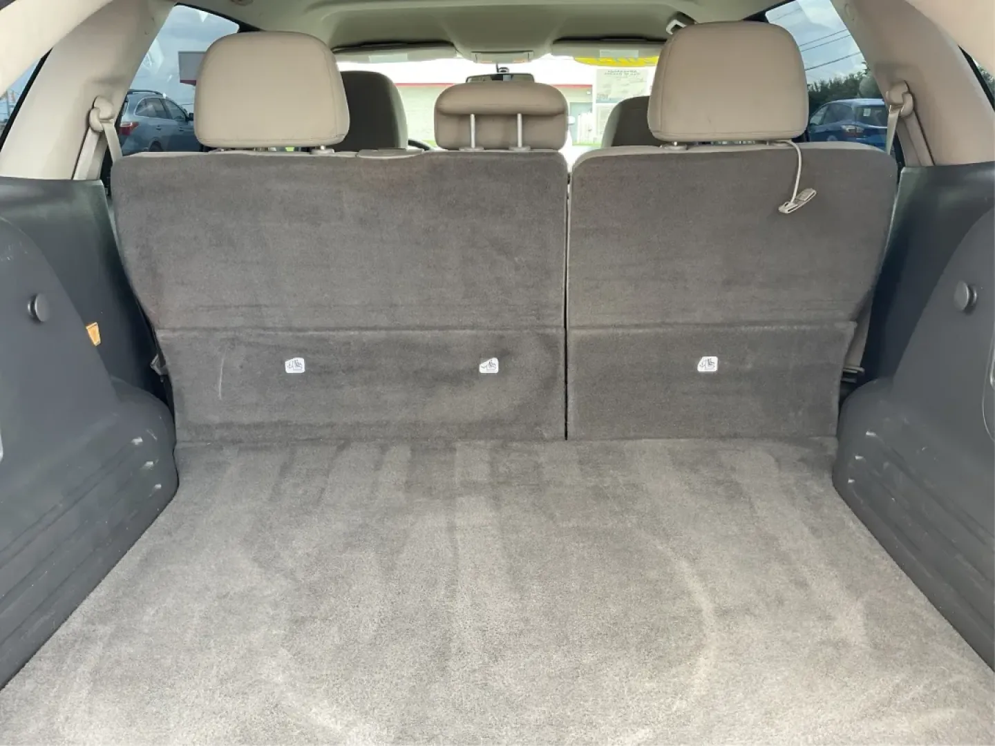 2013 Ford Edge SE (2FMDK3GC6DB) with an Other engine, located at 1099 N County Rd 25A , Troy, OH, 45373, (937) 908-9800, 40.057079, -84.212883 - **Discover Your Next Adventure with the 2013 Ford Edge SE A Perfect Family SUV!**<br /> <br /> Are you searching for a reliable and stylish SUV to elevate your family's adventures? The 2013 Ford Edge SE, available at Advantage Car and Credit in Fairborn, OH, is the ideal vehicle for families and in - Photo#12