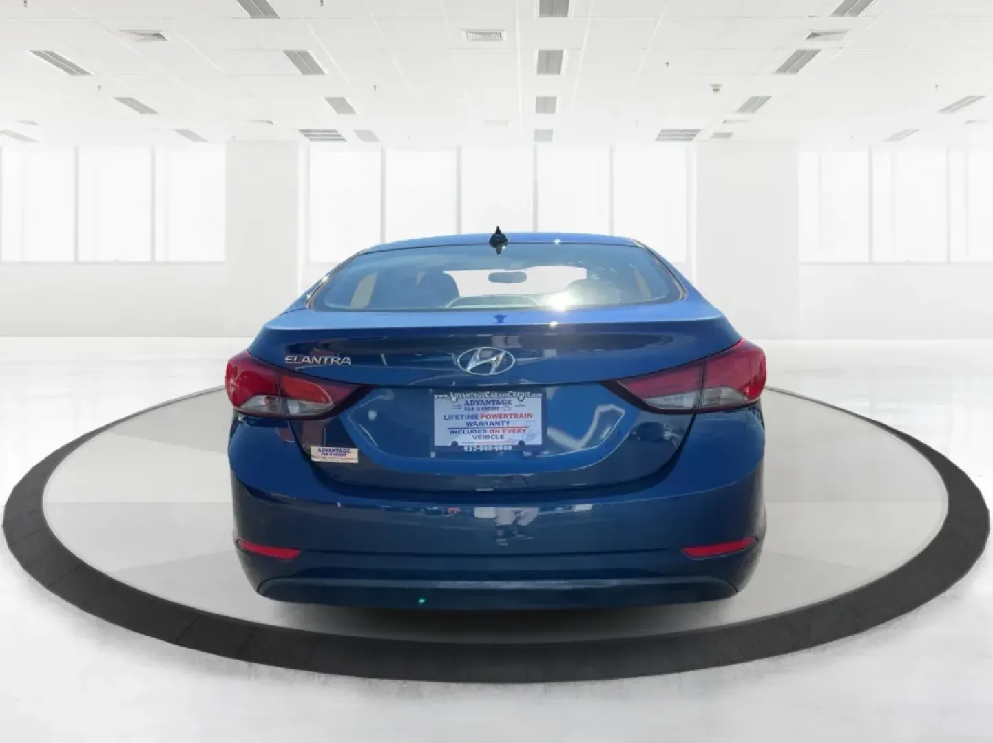 2016 Hyundai Elantra SE (5NPDH4AE5GH) with an Nu 1.8L I-4 DOHC engine, located at 401 Woodman Dr, Riverside, OH, 45431, (937) 908-9800, 39.760899, -84.123421 - **Elevate Your Daily Commute with the 2016 Hyundai Elantra SE at Advantage Car and Credit!**<br /> <br /> Are you tired of your mundane daily commute? Looking for a reliable vehicle that not only delivers performance but also fits your lifestyle? Look no further! The 2016 Hyundai Elantra SE is your - Photo#3