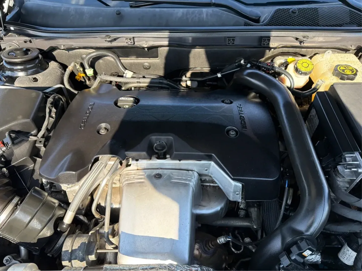 2015 Buick Regal Turbo/e-Assist Premium I (2G4GN5EX7F9) with an 2.0L L4 DOHC 16V TURBO engine, 6-Speed Automatic transmission, located at 4508 South Dixie Dr, Moraine, OH, 45439, (937) 908-9800, 39.689976, -84.218452 - **Experience Luxury and Comfort in the 2015 Buick Regal Turbo/e-Assist Premium I at Advantage Car and Credit!**<br /> <br /> Are you ready to elevate your daily commute or weekend adventures? The 2015 Buick Regal Turbo/e-Assist Premium I is the perfect vehicle for those seeking a blend of style, com - Photo#10