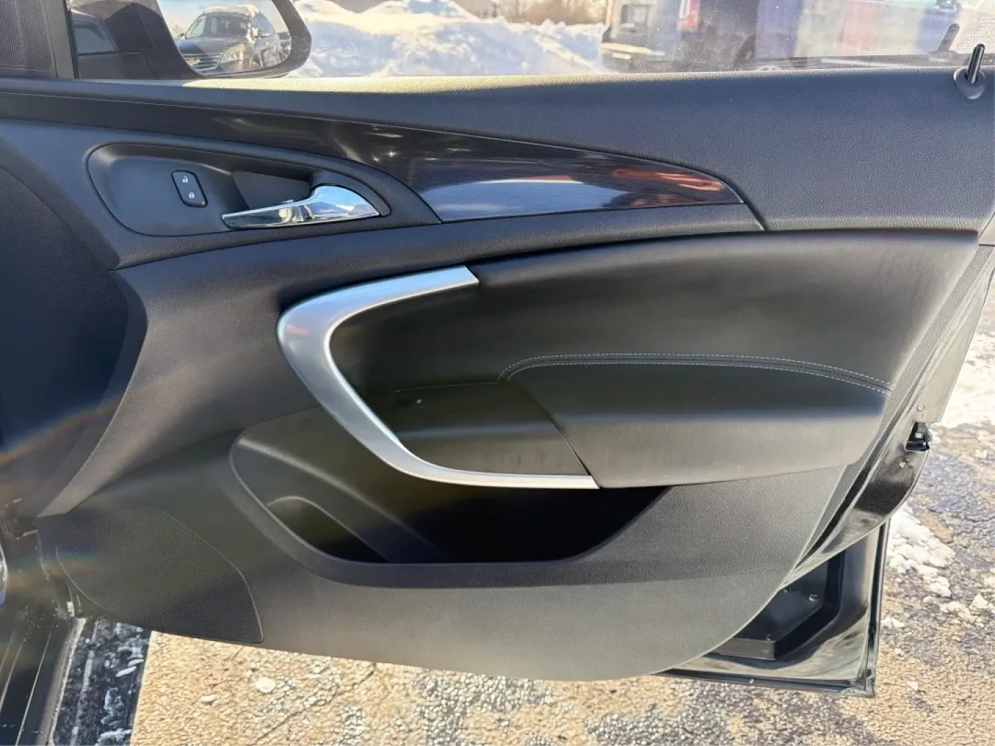 2015 Buick Regal Turbo/e-Assist Premium I (2G4GN5EX7F9) with an 2.0L L4 DOHC 16V TURBO engine, 6-Speed Automatic transmission, located at 4508 South Dixie Dr, Moraine, OH, 45439, (937) 908-9800, 39.689976, -84.218452 - **Experience Luxury and Comfort in the 2015 Buick Regal Turbo/e-Assist Premium I at Advantage Car and Credit!**<br /> <br /> Are you ready to elevate your daily commute or weekend adventures? The 2015 Buick Regal Turbo/e-Assist Premium I is the perfect vehicle for those seeking a blend of style, com - Photo#19