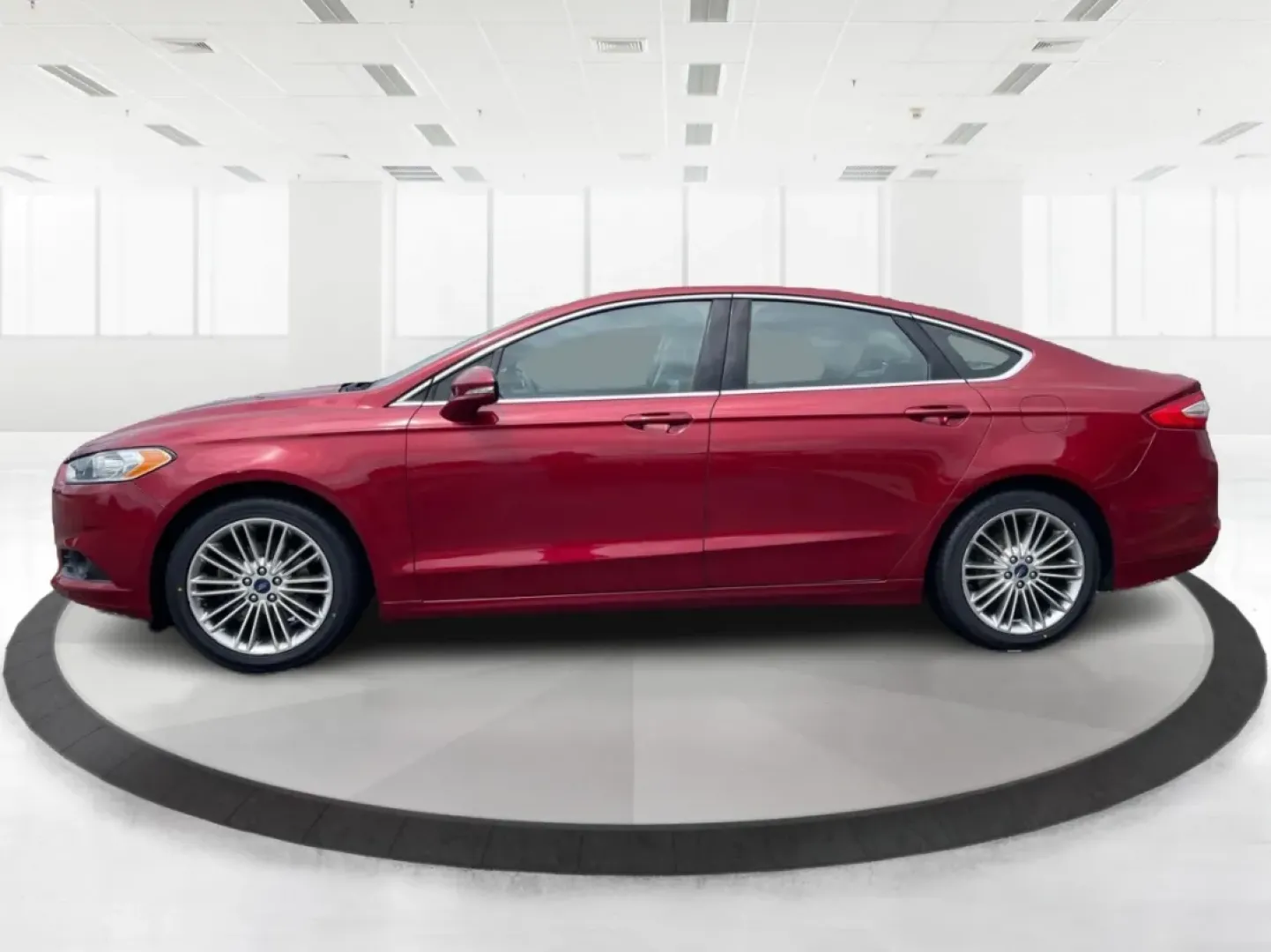 2016 Ford Fusion SE (3FA6P0HD7GR) with an Other engine, located at 4508 South Dixie Dr, Moraine, OH, 45439, (937) 908-9800, 39.689976, -84.218452 - Experience the perfect blend of style, comfort, and reliability with this 2016 Ford Fusion SE, available now at Advantage Car and Credit in Fairborn, OH. Whether you're a commuter navigating the busy streets of downtown Fairborn or a growing family looking for a dependable vehicle for your weekend a - Photo#4