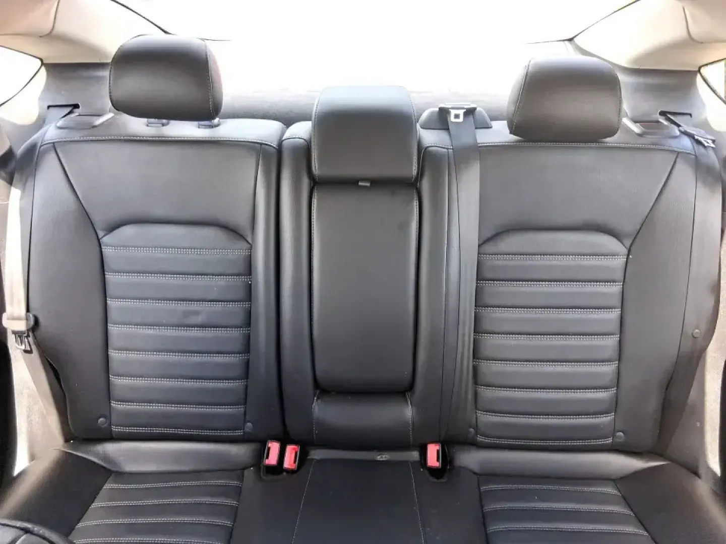 2016 Ford Fusion SE (3FA6P0HD7GR) with an 1.5L L4 DOHC 16V engine, 6-Speed Automatic transmission, located at 1099 N County Rd 25A , Troy, OH, 45373, (937) 908-9800, 40.057079, -84.212883 - Experience the perfect blend of style, comfort, and reliability with this 2016 Ford Fusion SE, available now at Advantage Car and Credit in Fairborn, OH. Whether you're a commuter navigating the busy streets of downtown Fairborn or a growing family looking for a dependable vehicle for your weekend a - Photo#14