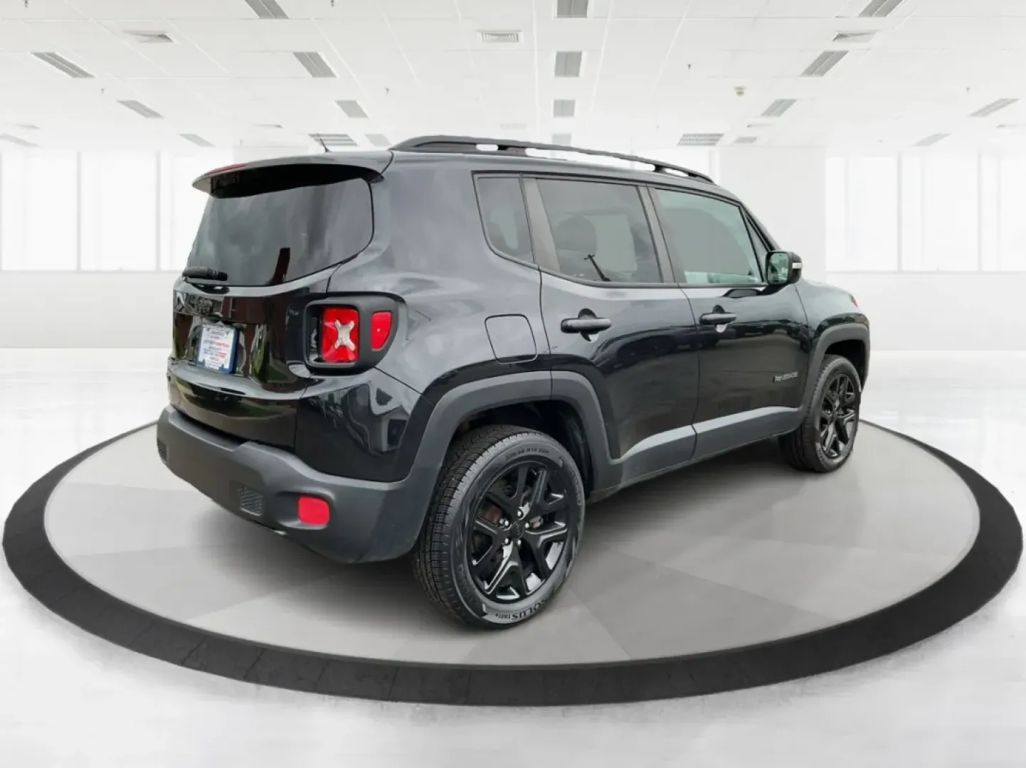 2016 Jeep Renegade Justice (ZACCJBBT4GP) with an Tigershark MultiAir 2.4L I-4 variable valve contro engine, located at 8750 N County Rd 25A, Piqua, OH, 45356, (937) 908-9800, 40.164391, -84.232513 - ### Adventure Awaits with the 2016 Jeep Renegade Justice at Advantage Car and Credit - Xenia!<br /> <br /> Are you ready to tackle your next adventure? Whether you're planning a weekend getaway with friends, navigating the hustle and bustle of daily commutes, or exploring the great outdoors, the 201 - Photo#2