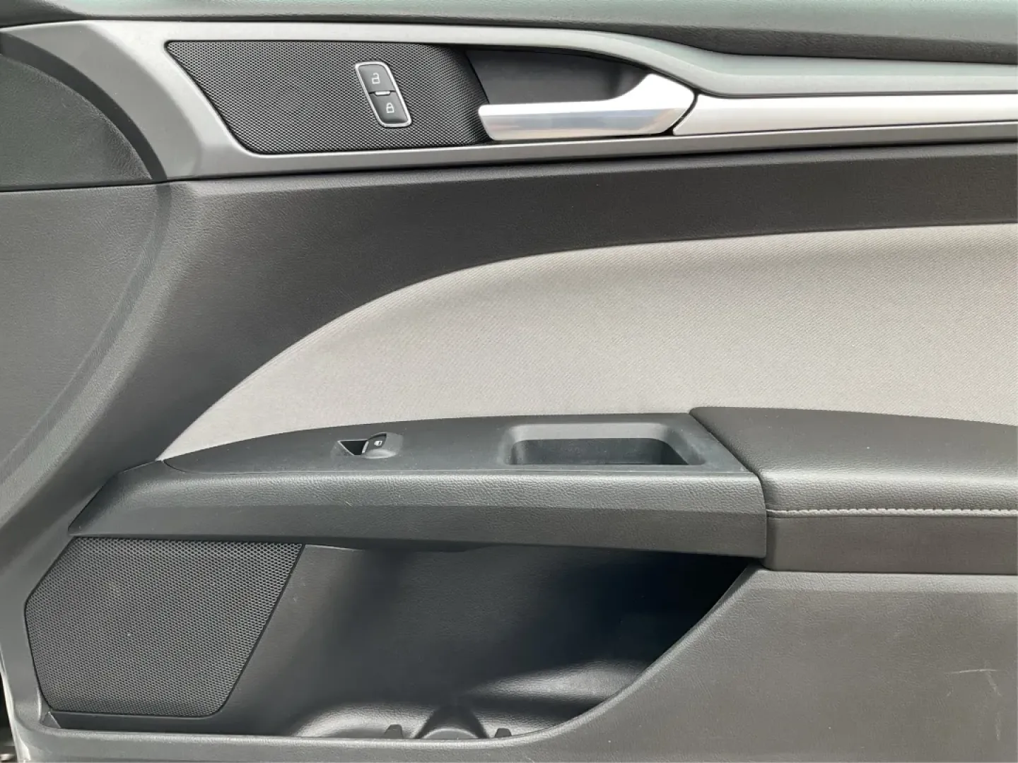 2016 Ford Fusion S (3FA6P0G72GR) with an Duratec 2.5L I-4 DOHC engine, located at 1230 East Main St, Xenia, OH, 45385, (937) 908-9800, 39.688026, -83.910172 - Discover the perfect blend of style, comfort, and reliability with this **2016 Ford Fusion**-ideal for your daily commutes, family outings, or weekend adventures. If you're searching for a dependable sedan that won't break the bank, this vehicle is just what you need. It's great for growing families - Photo#19