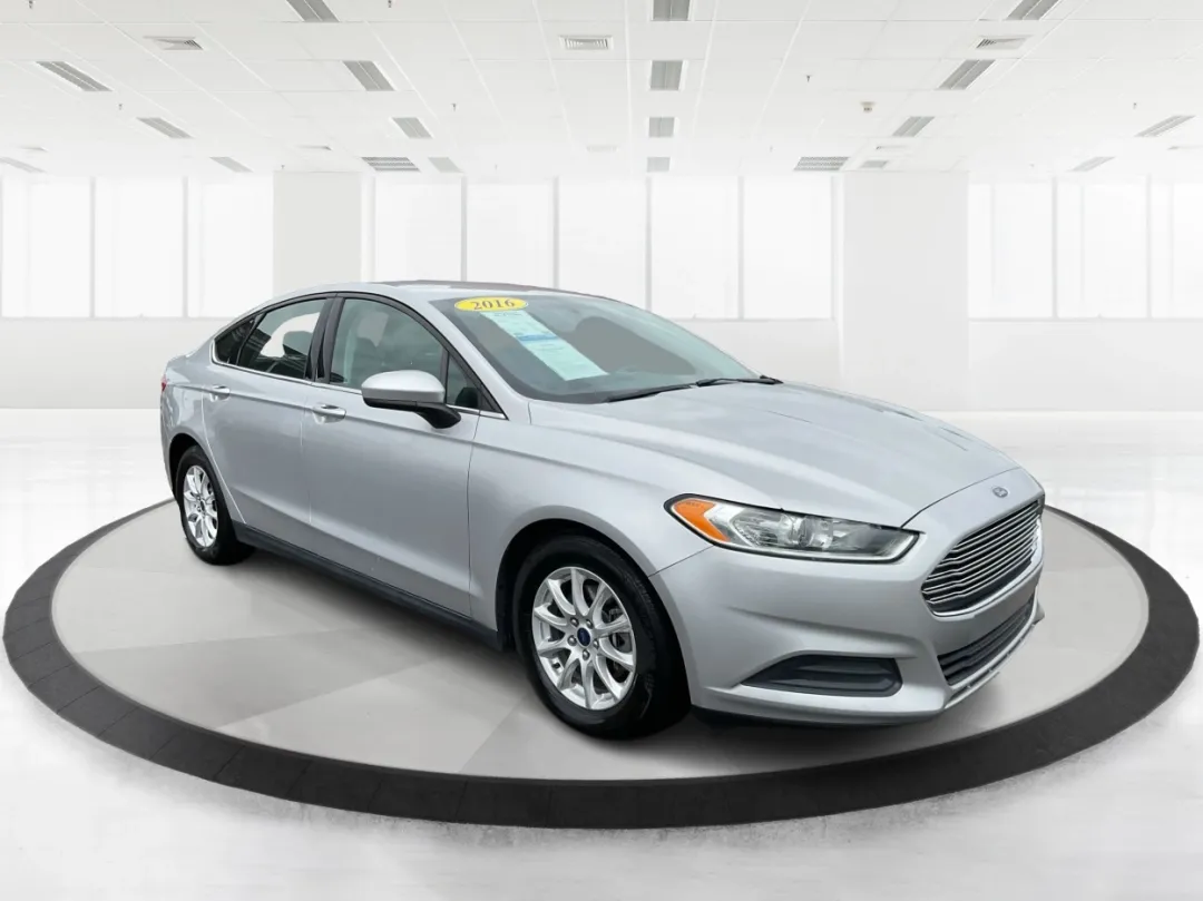 photo of 2016 Ford Fusion S