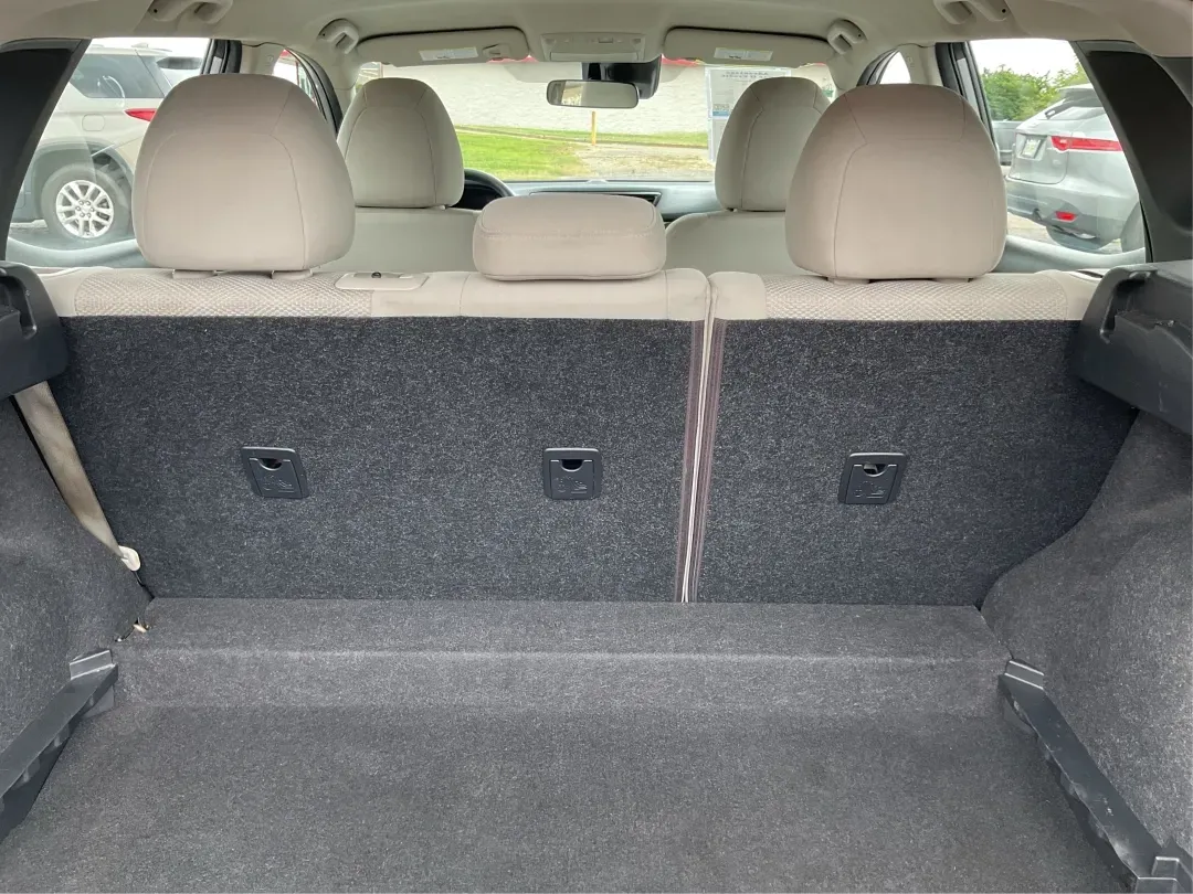 2019 Nissan Rogue SV (JN1BJ1CR3KW) with an 2L I-4 gasoline direct injection engine, located at 4508 South Dixie Dr, Moraine, OH, 45439, (937) 908-9800, 39.689976, -84.218452 - Imagine hitting the open road, the wind in your hair, as you embark on spontaneous weekend adventures or daily commutes-this is the lifestyle that the 2019 Nissan Rogue SV embodies. With its versatile SUV design and impressive features, this vehicle is perfect for anyone looking to elevate their dri - Photo#12