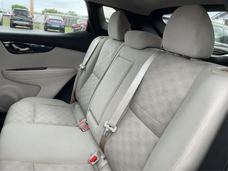 2019 Nissan Rogue SV (JN1BJ1CR3KW) with an 2L I-4 gasoline direct injection engine, CVT transmission, located at 4508 South Dixie Dr, Moraine, OH, 45439, (937) 908-9800, 39.689976, -84.218452 - Imagine hitting the open road, the wind in your hair, as you embark on spontaneous weekend adventures or daily commutes-this is the lifestyle that the 2019 Nissan Rogue SV embodies. With its versatile SUV design and impressive features, this vehicle is perfect for anyone looking to elevate their dri - Photo#10