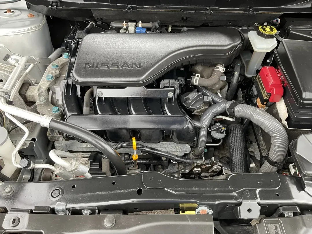 2019 Nissan Rogue SV (JN1BJ1CR3KW) with an 2L I-4 gasoline direct injection engine, located at 401 Woodman Dr, Riverside, OH, 45431, (937) 908-9800, 39.760899, -84.123421 - 2019 Nissan Rogue SV - Photo#11