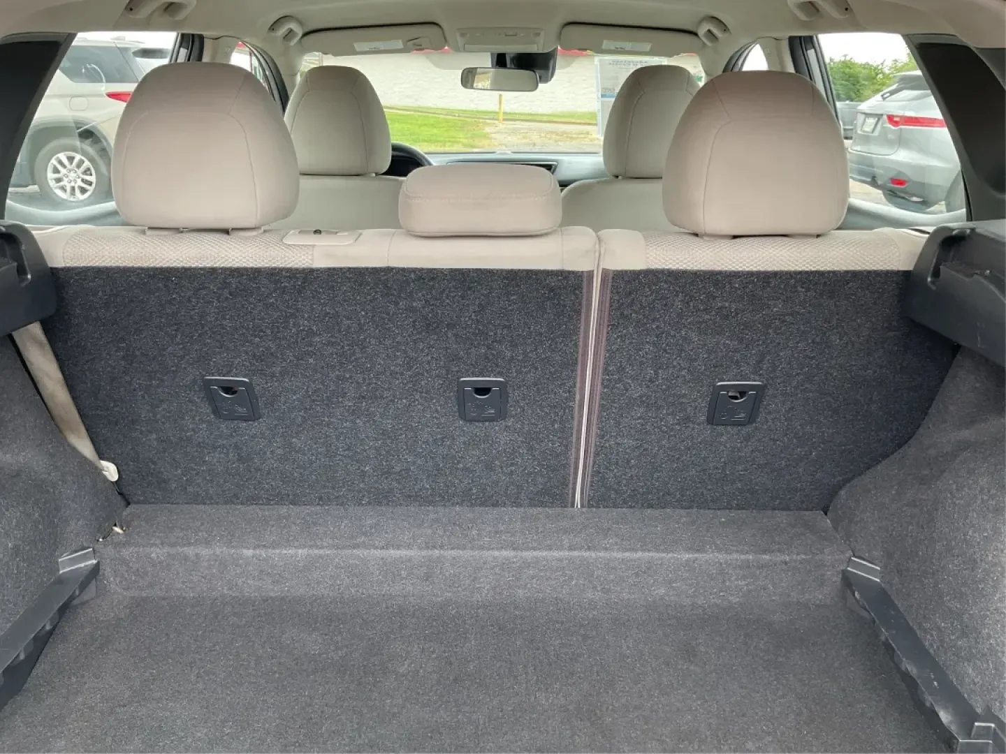 2019 Nissan Rogue SV (JN1BJ1CR3KW) with an 2L I-4 gasoline direct injection engine, located at 401 Woodman Dr, Riverside, OH, 45431, (937) 908-9800, 39.760899, -84.123421 - Imagine hitting the open road, the wind in your hair, as you embark on spontaneous weekend adventures or daily commutes-this is the lifestyle that the 2019 Nissan Rogue SV embodies. With its versatile SUV design and impressive features, this vehicle is perfect for anyone looking to elevate their dri - Photo#12