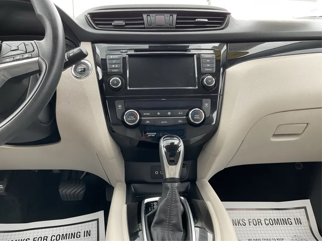 2019 Nissan Rogue SV (JN1BJ1CR3KW) with an 2L I-4 gasoline direct injection engine, located at 401 Woodman Dr, Riverside, OH, 45431, (937) 908-9800, 39.760899, -84.123421 - 2019 Nissan Rogue SV - Photo#13
