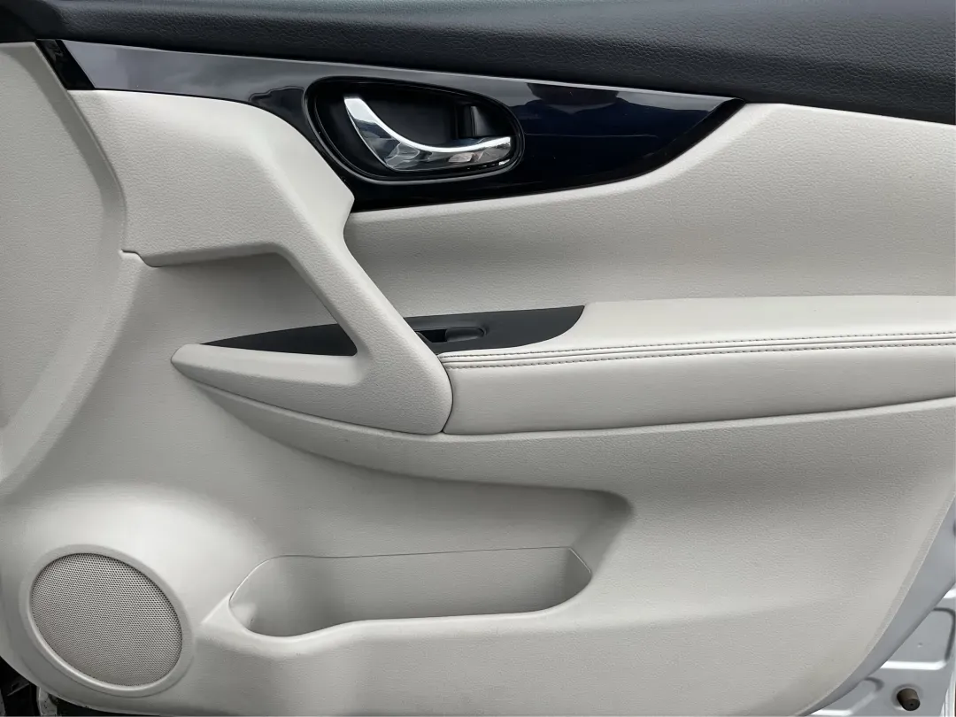 2019 Nissan Rogue SV (JN1BJ1CR3KW) with an 2L I-4 gasoline direct injection engine, located at 401 Woodman Dr, Riverside, OH, 45431, (937) 908-9800, 39.760899, -84.123421 - 2019 Nissan Rogue SV - Photo#19