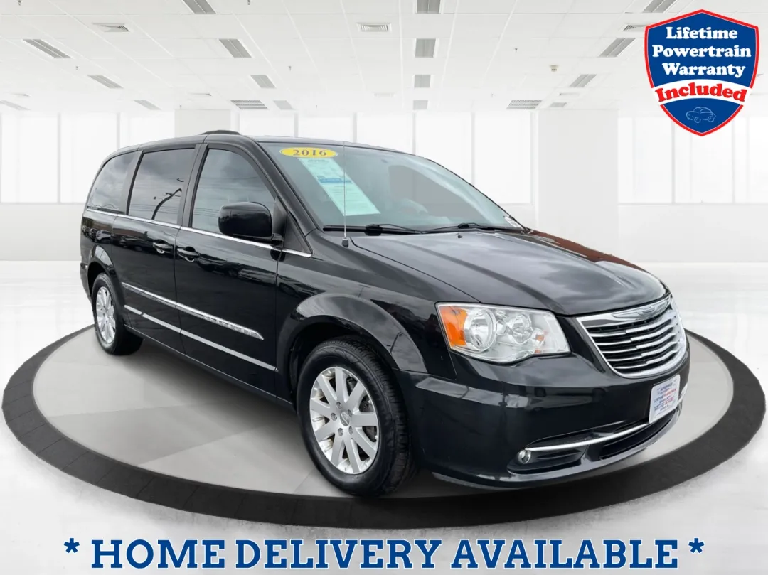 photo of 2016 Chrysler Town  and  Country Touring