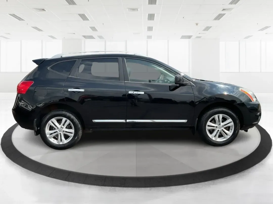 2013 Nissan Rogue SV (JN8AS5MV2DW) with an 2.5L I-4 DOHC engine, located at 1099 N County Rd 25A , Troy, OH, 45373, (937) 908-9800, 40.057079, -84.212883 - 2013 Nissan Rogue SV - Photo#1