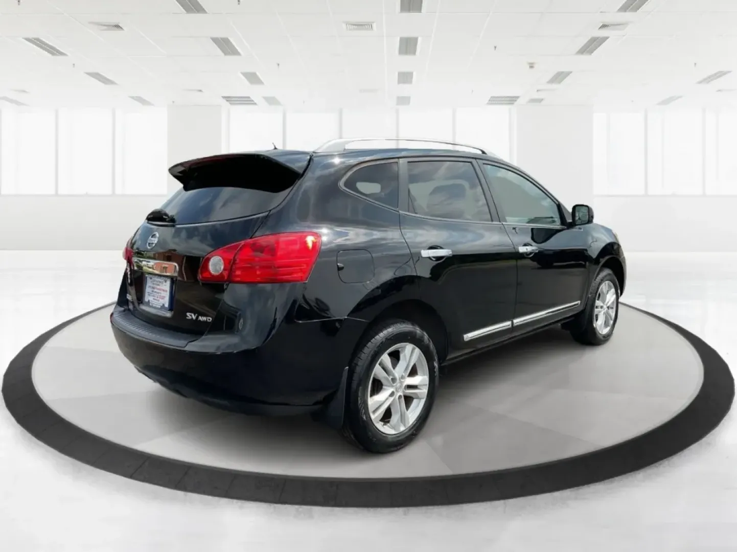 2013 Nissan Rogue SV (JN8AS5MV2DW) with an 2.5L I-4 DOHC engine, located at 8750 N County Rd 25A, Piqua, OH, 45356, (937) 908-9800, 40.164391, -84.232513 - **Experience Adventure with This 2013 Nissan Rogue SV at Advantage Car and Credit - Piqua!**<br /> <br /> Are you ready to embark on your next road trip or tackle your daily commute with confidence? The 2013 Nissan Rogue SV is perfect for budget-conscious buyers and growing families alike, offering - Photo#2