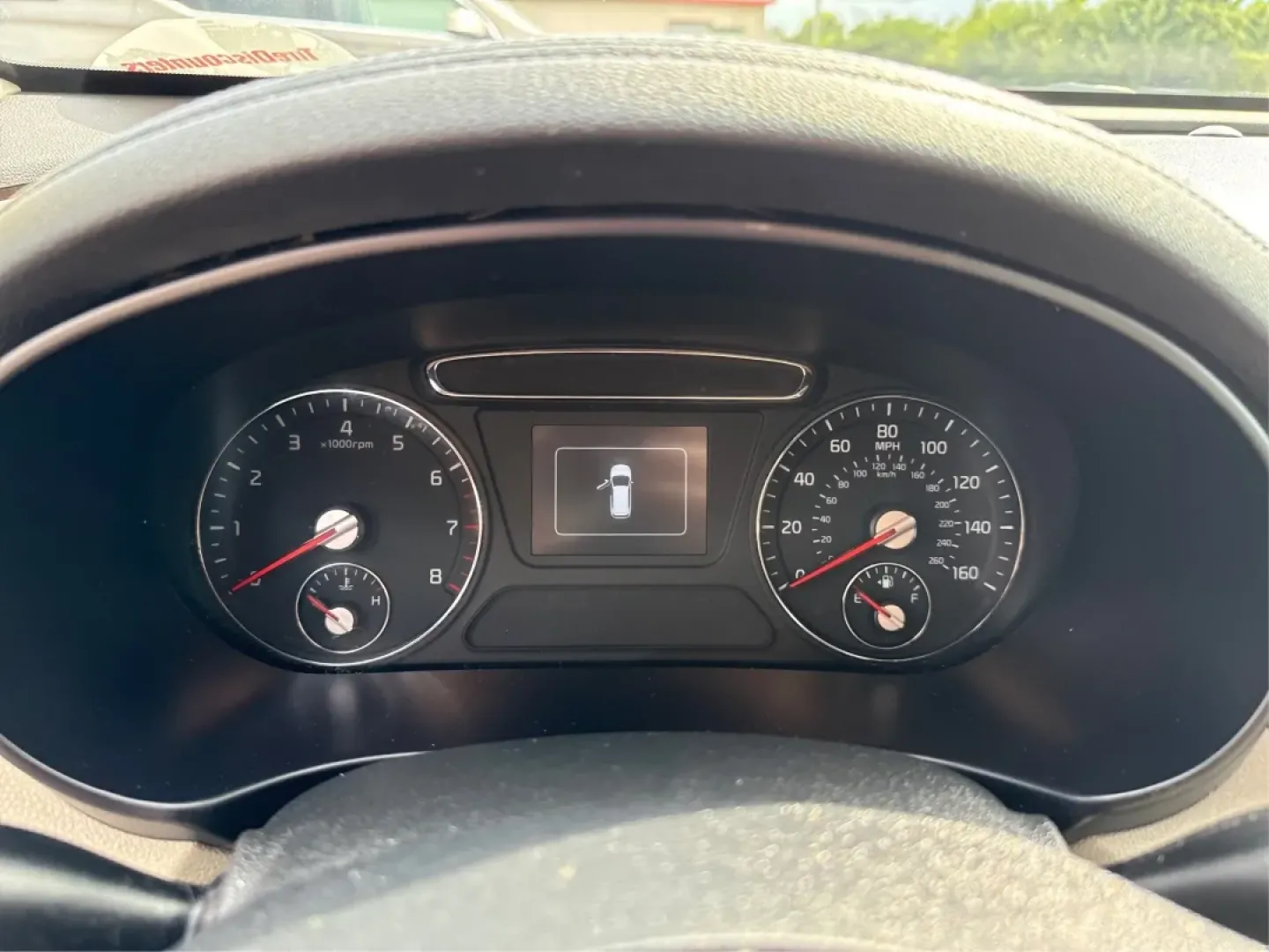 2018 Kia Sorento 2.4L LX (5XYPG4A32JG) with an 2.4L I-4 gasoline direct injection engine, located at 880 E. National Road, Vandalia, OH, 45377, (937) 908-9800, 39.891918, -84.183594 - **Discover the Perfect Family Adventure with the 2018 Kia Sorento at Advantage Car and Credit - Piqua**<br /> <br /> Are you searching for a reliable SUV that seamlessly fits your family's active lifestyle? Look no further! The 2018 Kia Sorento, available now at Advantage Car and Credit in Piqua, OH - Photo#15