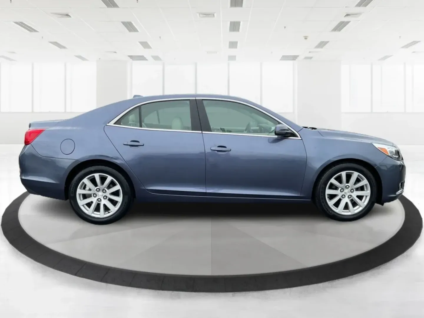 2014 Chevrolet Malibu 2LT (1G11E5SL5EF) with an ECOTEC 2.5L I-4 gasoline direct injection engine, located at 401 Woodman Dr, Riverside, OH, 45431, (937) 908-9800, 39.760899, -84.123421 - Are you searching for a reliable vehicle that can handle daily commutes while still making weekend adventures a breeze? Look no further than this stunning 2014 Chevrolet Malibu 2LT, available now at Advantage Car and Credit in Riverside, OH. With its sleek design and impressive features, this sedan - Photo#1