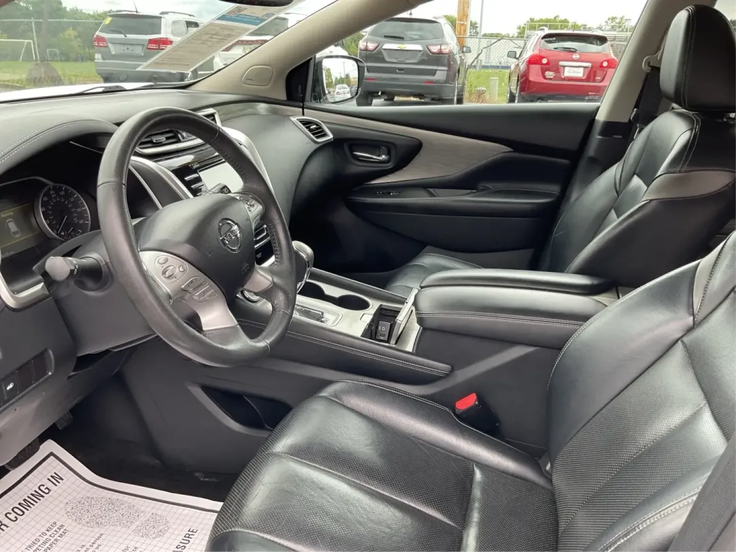 2015 Nissan Murano SL (5N1AZ2MH1FN) with an 3.5L V-6 DOHC engine, located at 8750 N County Rd 25A, Piqua, OH, 45356, (937) 908-9800, 40.164391, -84.232513 - **Elevate Your Everyday Adventures with the 2015 Nissan Murano SL at Advantage Car and Credit - Piqua!**<br /> <br /> Are you looking for a versatile vehicle that can seamlessly transition from family outings to weekend getaways? The 2015 Nissan Murano SL is the perfect companion for your everyday a - Photo#9