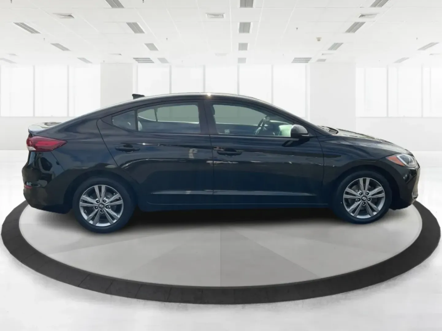2018 Hyundai Elantra Value Edition (KMHD84LF2JU) with an Nu 2L I-4 DOHC engine, located at 4508 South Dixie Dr, Moraine, OH, 45439, (937) 908-9800, 39.689976, -84.218452 - Get ready to elevate your daily commute or weekend adventures with the stunning 2018 Hyundai Elantra Value Edition, available now at Advantage Car and Credit in Moraine, OH! Ideal for budget-conscious buyers seeking reliability and style, this sedan stands out with its sleek Black Diamond exterior a - Photo#1