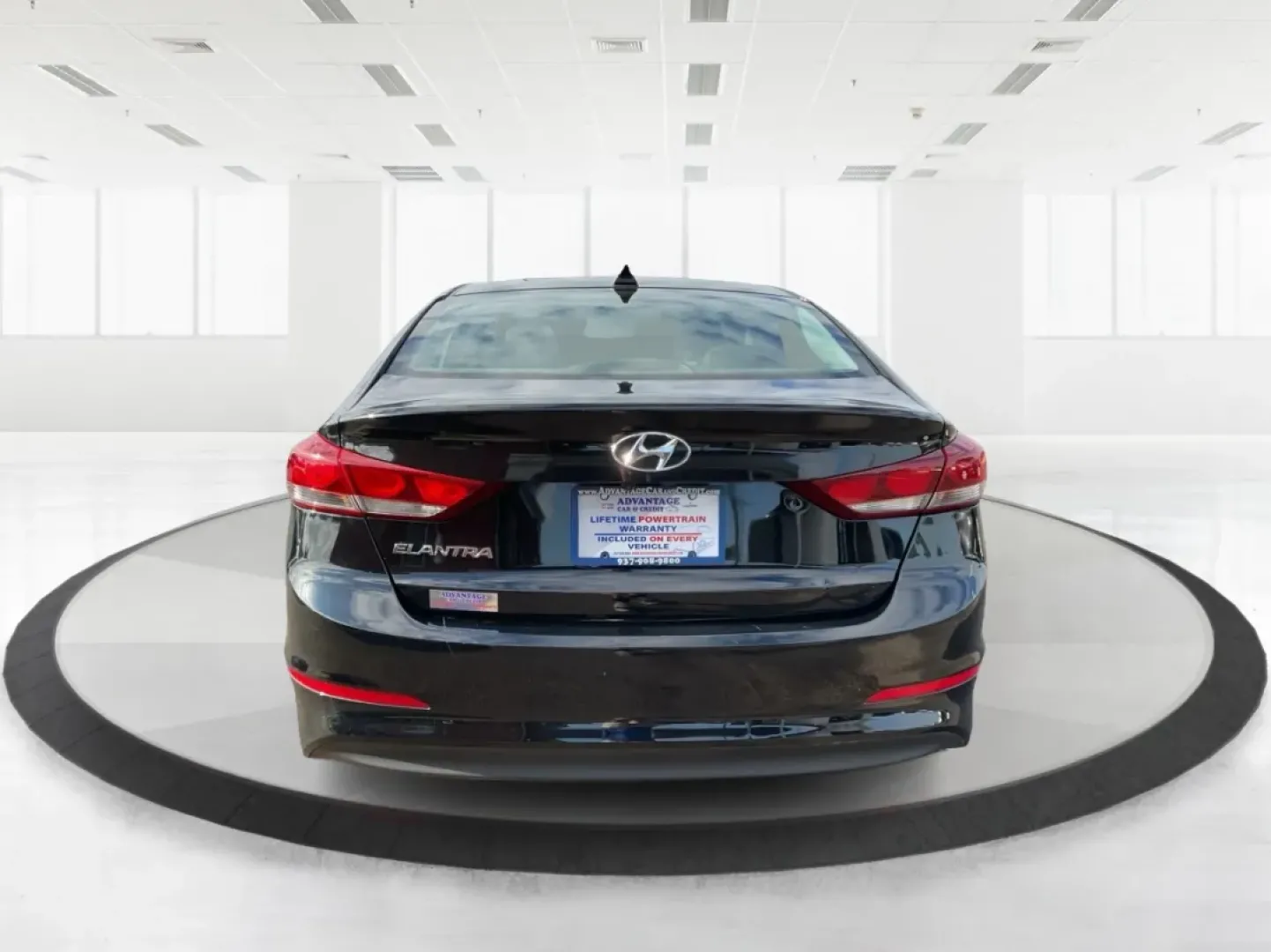 2018 Hyundai Elantra Value Edition (KMHD84LF2JU) with an Nu 2L I-4 DOHC engine, located at 4508 South Dixie Dr, Moraine, OH, 45439, (937) 908-9800, 39.689976, -84.218452 - Get ready to elevate your daily commute or weekend adventures with the stunning 2018 Hyundai Elantra Value Edition, available now at Advantage Car and Credit in Moraine, OH! Ideal for budget-conscious buyers seeking reliability and style, this sedan stands out with its sleek Black Diamond exterior a - Photo#3