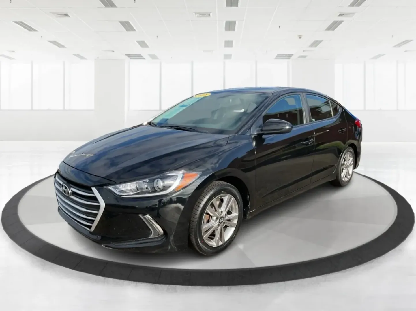 2018 Hyundai Elantra Value Edition (KMHD84LF2JU) with an Nu 2L I-4 DOHC engine, located at 4508 South Dixie Dr, Moraine, OH, 45439, (937) 908-9800, 39.689976, -84.218452 - Get ready to elevate your daily commute or weekend adventures with the stunning 2018 Hyundai Elantra Value Edition, available now at Advantage Car and Credit in Moraine, OH! Ideal for budget-conscious buyers seeking reliability and style, this sedan stands out with its sleek Black Diamond exterior a - Photo#8
