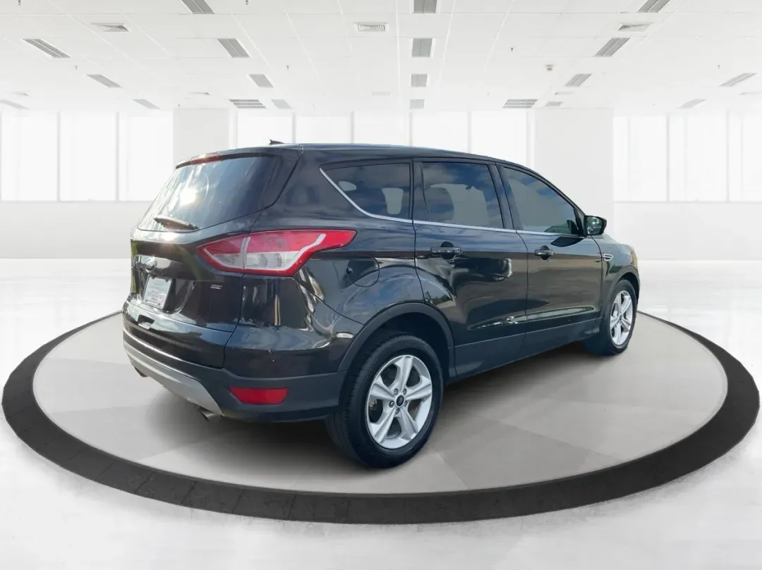 2015 Ford Escape SE (1FMCU0G76FU) with an Other engine, located at 4508 South Dixie Dr, Moraine, OH, 45439, (937) 908-9800, 39.689976, -84.218452 - 2015 Ford Escape SE - Photo#2