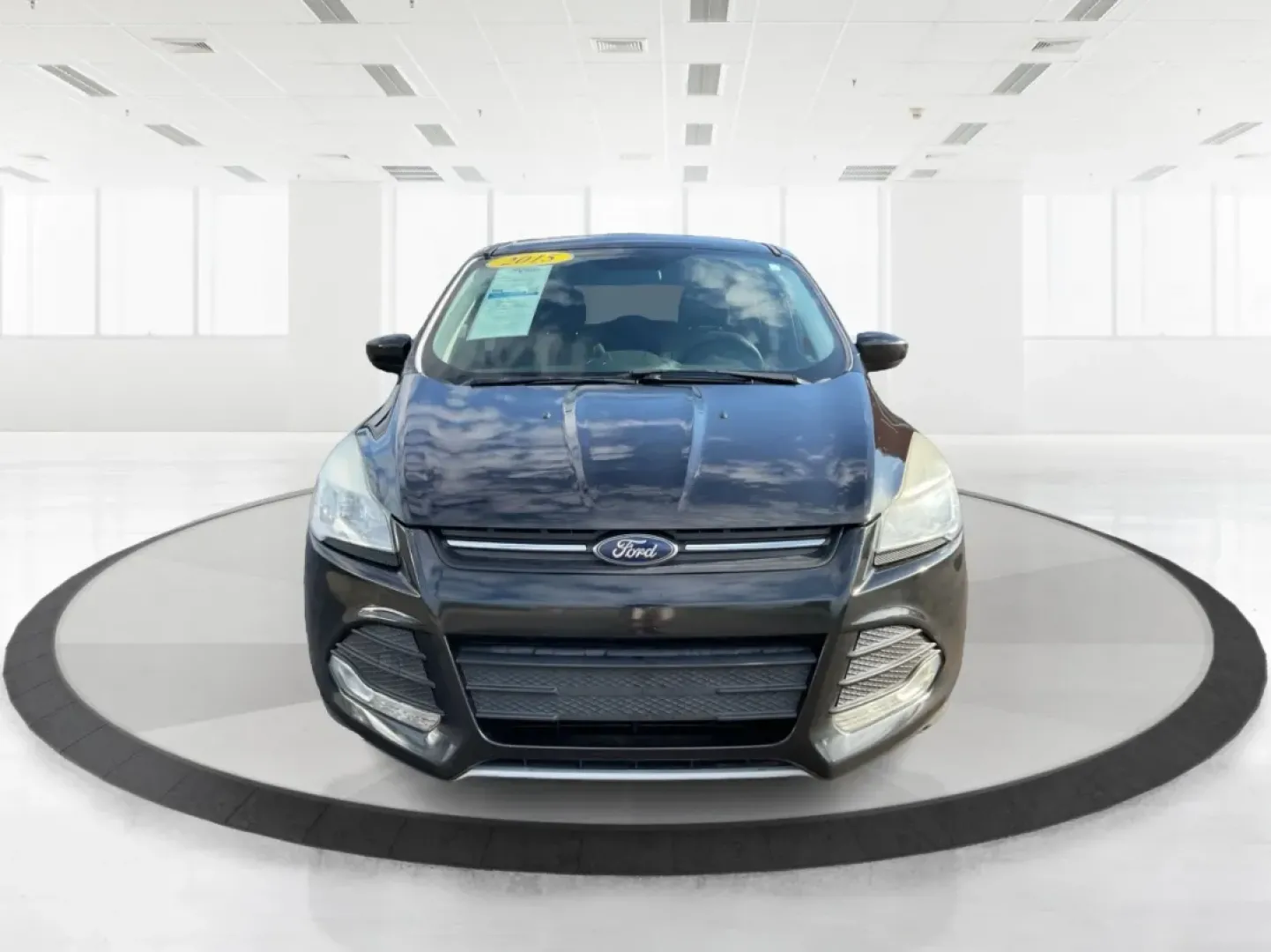 2015 Ford Escape SE (1FMCU0G76FU) with an Other engine, located at 8750 N County Rd 25A, Piqua, OH, 45356, (937) 908-9800, 40.164391, -84.232513 - **Discover the Ultimate Family Adventure Vehicle: 2015 Ford Escape SE at Advantage Car and Credit - Piqua**<br /> <br /> Are you ready to elevate your family road trips or weekend adventures? The 2015 Ford Escape SE offers the perfect blend of style, comfort, and utility to meet the demands of an ac - Photo#7