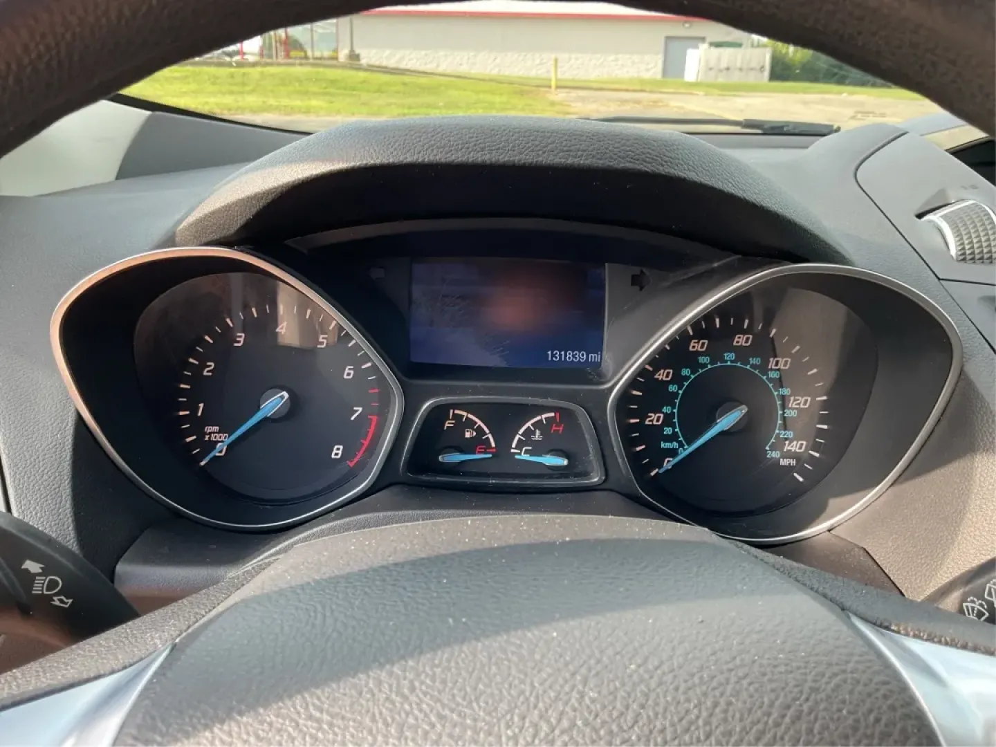 2015 Ford Escape SE (1FMCU0G76FU) with an Other engine, located at 8750 N County Rd 25A, Piqua, OH, 45356, (937) 908-9800, 40.164391, -84.232513 - **Discover the Ultimate Family Adventure Vehicle: 2015 Ford Escape SE at Advantage Car and Credit - Piqua**<br /> <br /> Are you ready to elevate your family road trips or weekend adventures? The 2015 Ford Escape SE offers the perfect blend of style, comfort, and utility to meet the demands of an ac - Photo#15