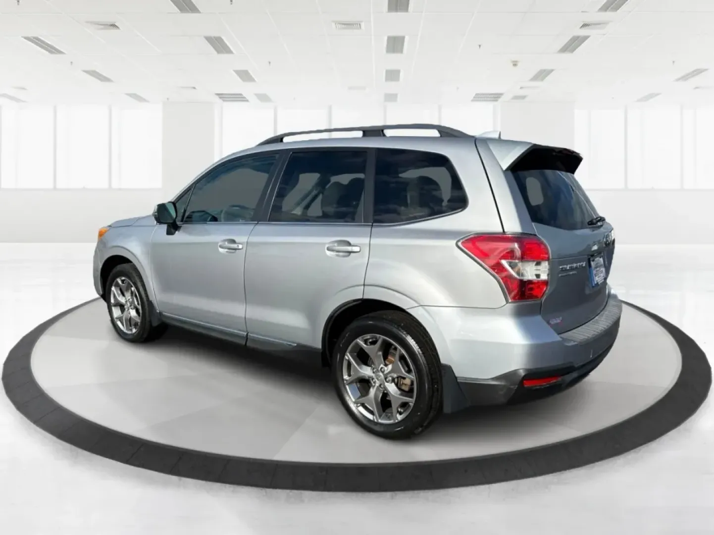 2016 Subaru Forester 2.5i Touring (JF2SJAVC0GH) with an 2.5L H4 SOHC 16V engine, Continuously Variable Transmission transmission, located at 8750 N County Rd 25A, Piqua, OH, 45356, (937) 908-9800, 40.164391, -84.232513 - ### Discover Adventure with the 2016 Subaru Forester 2.5i Touring at Advantage Car and Credit - Piqua!<br /> <br /> Are you looking for the perfect vehicle to enhance your family outings, weekend adventures, or daily commutes? Look no further than the 2016 Subaru Forester 2.5i Touring, available now - Photo#4