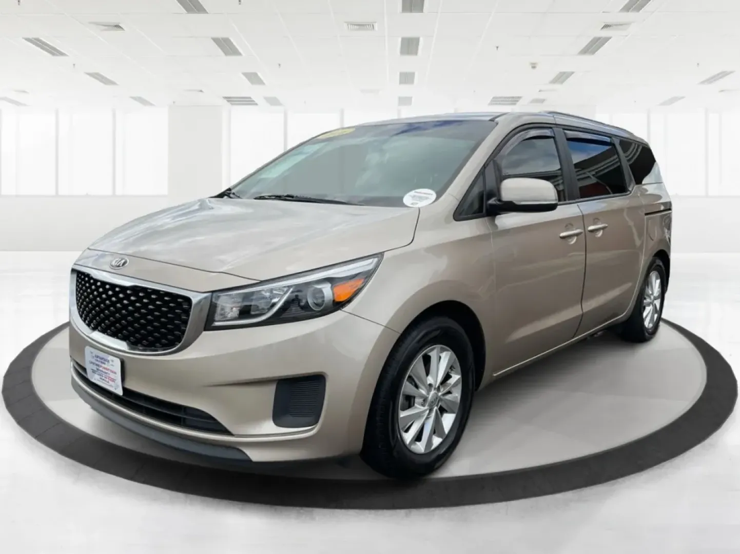 2016 Kia Sedona LX (KNDMB5C17G6) with an Lambda 3.3L V-6 gasoline direct injection engine, located at 1230 East Main St, Xenia, OH, 45385, (937) 908-9800, 39.688026, -83.910172 - Looking for the perfect family vehicle that combines comfort, reliability, and modern features? Look no further than the 2016 Kia Sedona LX, available now at Advantage Car and Credit in Xenia, OH. Ideal for growing families or anyone who needs extra cargo space, this passenger van is designed to mak - Photo#8