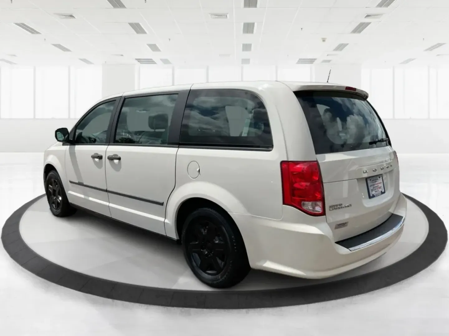 2012 Dodge Grand Caravan SE/AVP (2C4RDGBG2CR) with an 3.6L V-6 DOHC engine, located at 401 Woodman Dr, Riverside, OH, 45431, (937) 908-9800, 39.760899, -84.123421 - Explore your next adventure with the 2012 Dodge Grand Caravan SE/AVP, expertly designed for growing families and those who love to travel. With ample room for passengers and cargo, this versatile passenger van stands out as an ideal choice for weekend getaways or daily commutes. Whether you're shutt - Photo#4