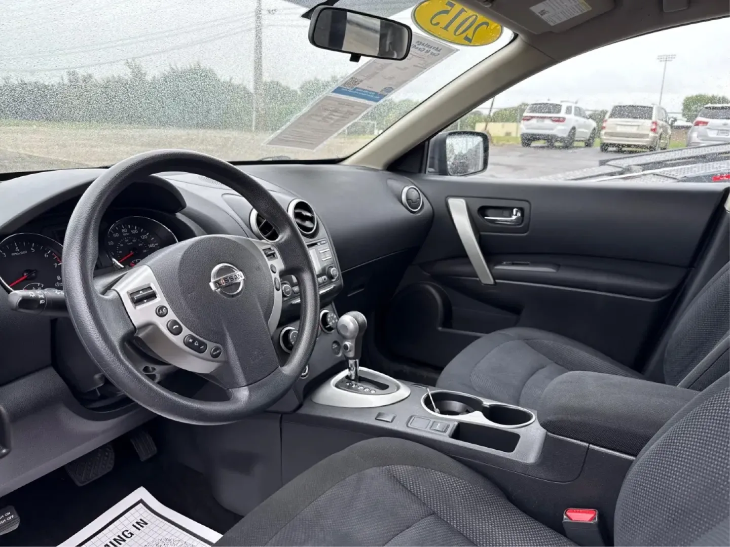 2015 Nissan Rogue S (JN8AS5MVXFW) with an 2.5L I-4 DOHC engine, located at 1099 N County Rd 25A , Troy, OH, 45373, (937) 908-9800, 40.057079, -84.212883 - **Elevate Your Adventures with the 2015 Nissan Rogue at Advantage Car and Credit - Troy!**<br /> <br /> Are you ready to upgrade your family road trips or daily commutes with a dependable and stylish SUV? The 2015 Nissan Rogue in Cayenne Red is here to make every journey enjoyable and comfortable. W - Photo#9