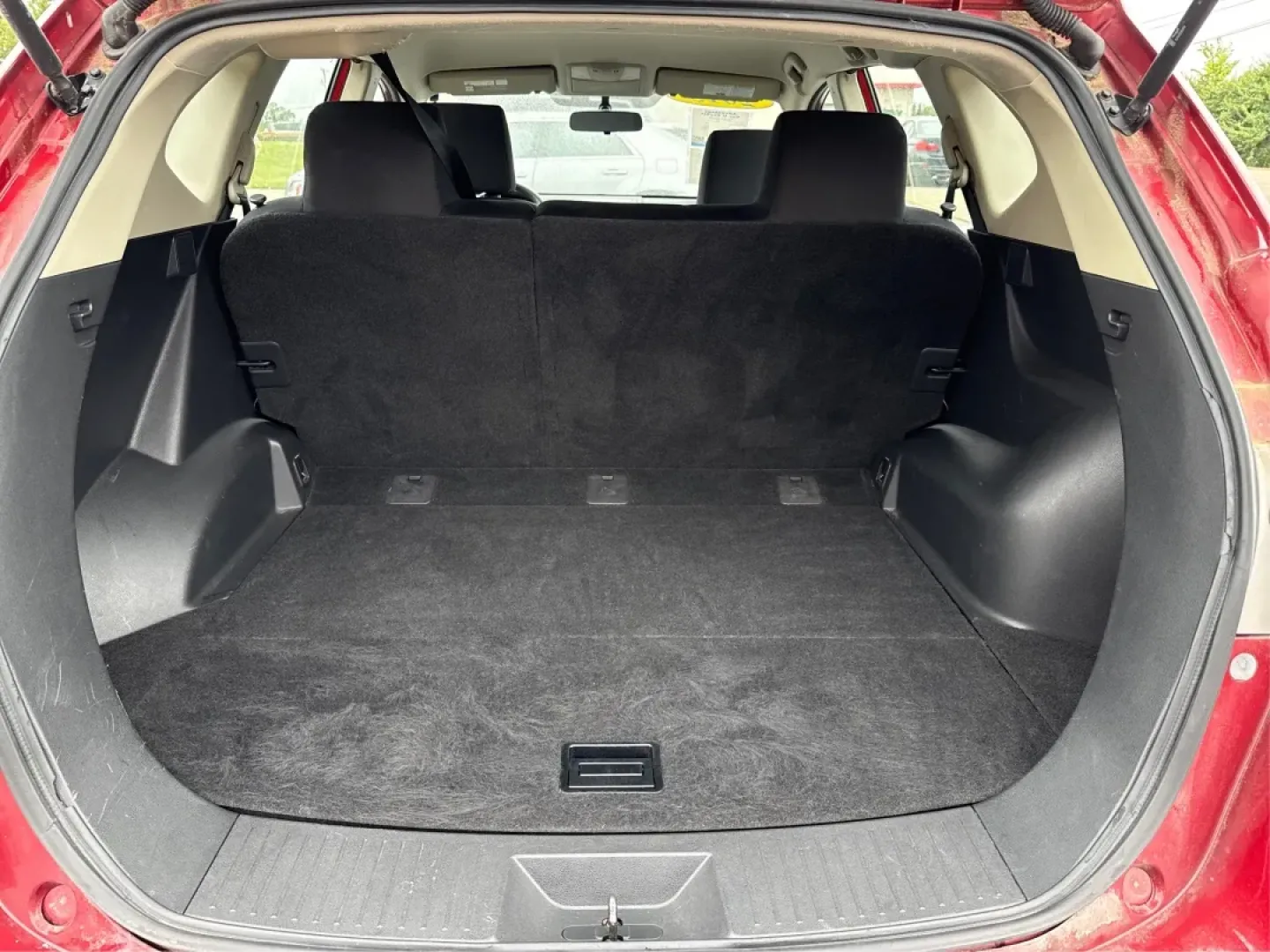 2015 Nissan Rogue S (JN8AS5MVXFW) with an 2.5L I-4 DOHC engine, located at 1099 N County Rd 25A , Troy, OH, 45373, (937) 908-9800, 40.057079, -84.212883 - **Elevate Your Adventures with the 2015 Nissan Rogue at Advantage Car and Credit - Troy!**<br /> <br /> Are you ready to upgrade your family road trips or daily commutes with a dependable and stylish SUV? The 2015 Nissan Rogue in Cayenne Red is here to make every journey enjoyable and comfortable. W - Photo#12