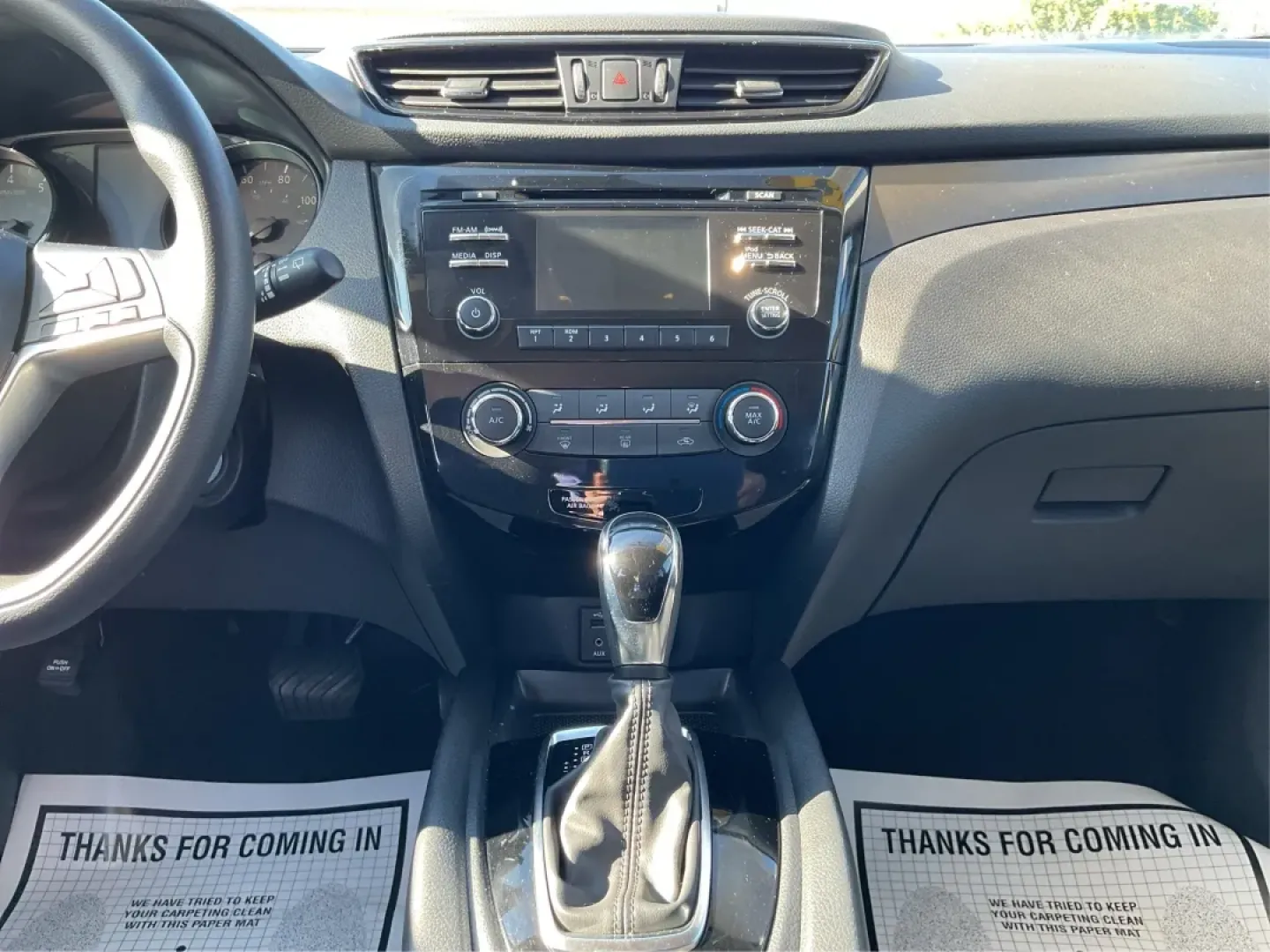 2018 Nissan Rogue S (JN1BJ1CR8JW) with an 2L I-4 gasoline direct injection engine, located at 1184 Kauffman Ave, Fairborn, OH, 45324, (937) 908-9800, 39.807072, -84.030914 - **Adventure Awaits with the 2018 Nissan Rogue: Your Ultimate Family SUV!**<br /> <br /> Are you in search of a reliable and spacious vehicle that caters to your family's active lifestyle? Look no further than the 2018 Nissan Rogue, available now at Advantage Car and Credit in Fairborn, OH. This vers - Photo#13