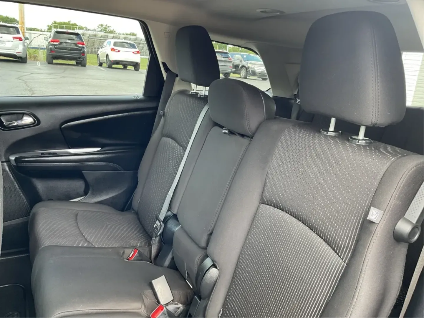 2018 Dodge Journey SE (3C4PDCAB1JT) with an Tigershark MultiAir 2.4L I-4 DOHC engine, located at 1184 Kauffman Ave, Fairborn, OH, 45324, (937) 908-9800, 39.807072, -84.030914 - **Discover Your Next Adventure with the 2018 Dodge Journey SE at Advantage Car and Credit - Fairborn!**<br /> <br /> Are you ready to elevate your family adventures or conquer daily commutes? The 2018 Dodge Journey SE is designed for those who seek versatility, comfort, and space without sacrificing - Photo#10