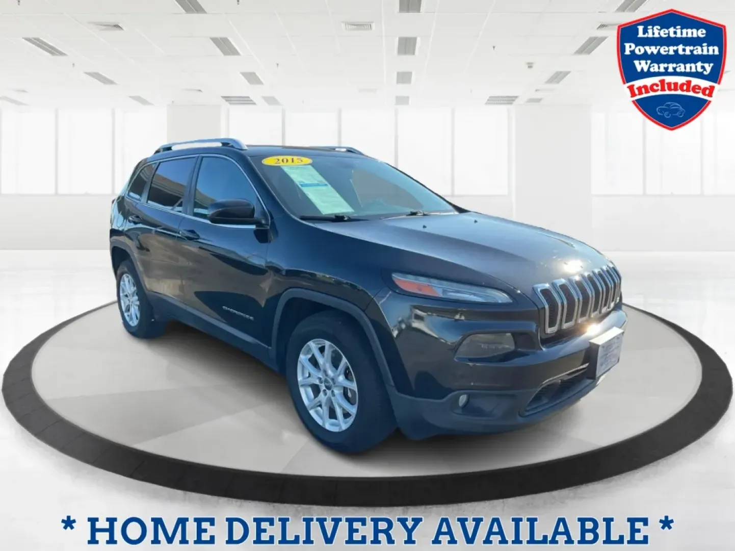 2015 Jeep Cherokee Latitude (1C4PJMCS3FW) with an Other engine, located at 4508 South Dixie Dr, Moraine, OH, 45439, (937) 908-9800, 39.689976, -84.218452 - **Adventure Awaits with Your New 2015 Jeep Cherokee Latitude at Advantage Car and Credit - Moraine!**<br /> <br /> Are you ready to elevate your lifestyle with a versatile vehicle designed for both urban driving and weekend escapades? Look no further than the stunning 2015 Jeep Cherokee Latitude, av - Photo#0