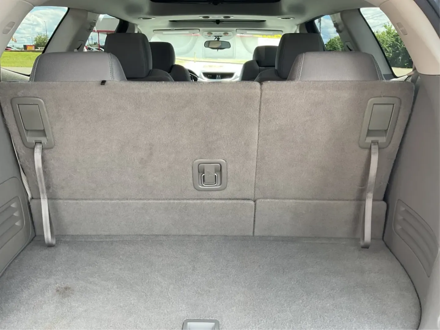 2015 Chevrolet Traverse 1LT (1GNKVGKD5FJ) with an 3.6L V-6 gasoline direct injection engine, located at 8750 N County Rd 25A, Piqua, OH, 45356, (937) 908-9800, 40.164391, -84.232513 - ### 2015 Chevrolet Traverse 1LT: Your Family's Adventure Ready Vehicle!<br /> <br /> Are you ready to elevate your family adventures or tackle daily commutes with ease? The 2015 Chevrolet Traverse 1LT is here to meet all your needs! This spacious and versatile SUV is perfect for growing families, id - Photo#12