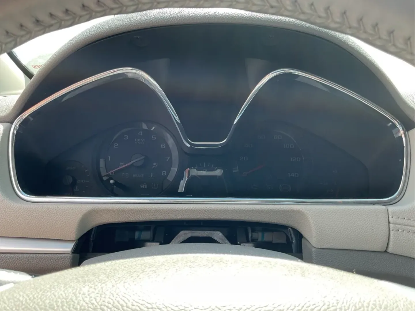 2015 Chevrolet Traverse 1LT (1GNKVGKD5FJ) with an 3.6L V-6 gasoline direct injection engine, located at 8750 N County Rd 25A, Piqua, OH, 45356, (937) 908-9800, 40.164391, -84.232513 - ### 2015 Chevrolet Traverse 1LT: Your Family's Adventure Ready Vehicle!<br /> <br /> Are you ready to elevate your family adventures or tackle daily commutes with ease? The 2015 Chevrolet Traverse 1LT is here to meet all your needs! This spacious and versatile SUV is perfect for growing families, id - Photo#15