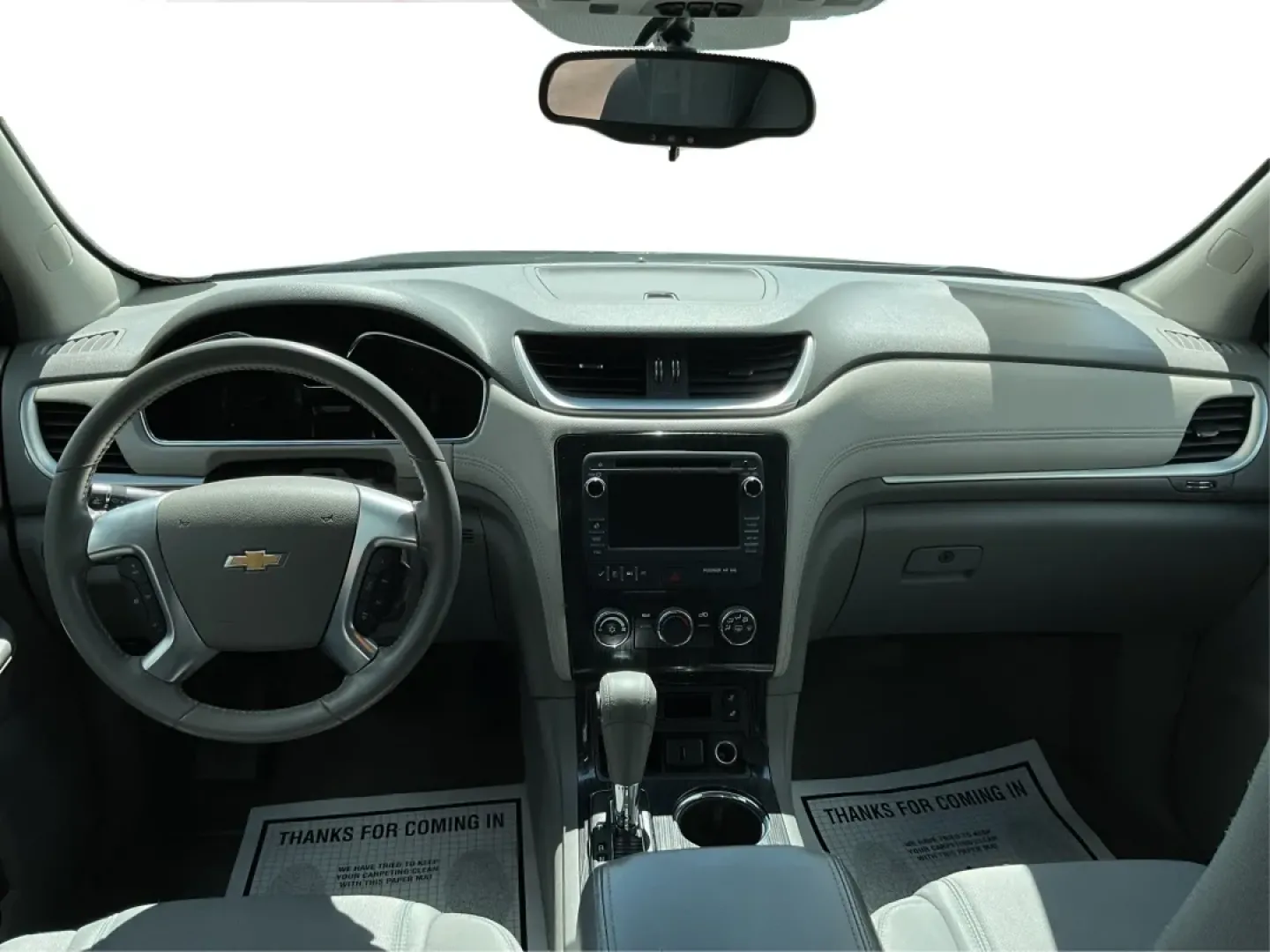 2015 Chevrolet Traverse 1LT (1GNKVGKD5FJ) with an 3.6L V-6 gasoline direct injection engine, located at 8750 N County Rd 25A, Piqua, OH, 45356, (937) 908-9800, 40.164391, -84.232513 - ### 2015 Chevrolet Traverse 1LT: Your Family's Adventure Ready Vehicle!<br /> <br /> Are you ready to elevate your family adventures or tackle daily commutes with ease? The 2015 Chevrolet Traverse 1LT is here to meet all your needs! This spacious and versatile SUV is perfect for growing families, id - Photo#21
