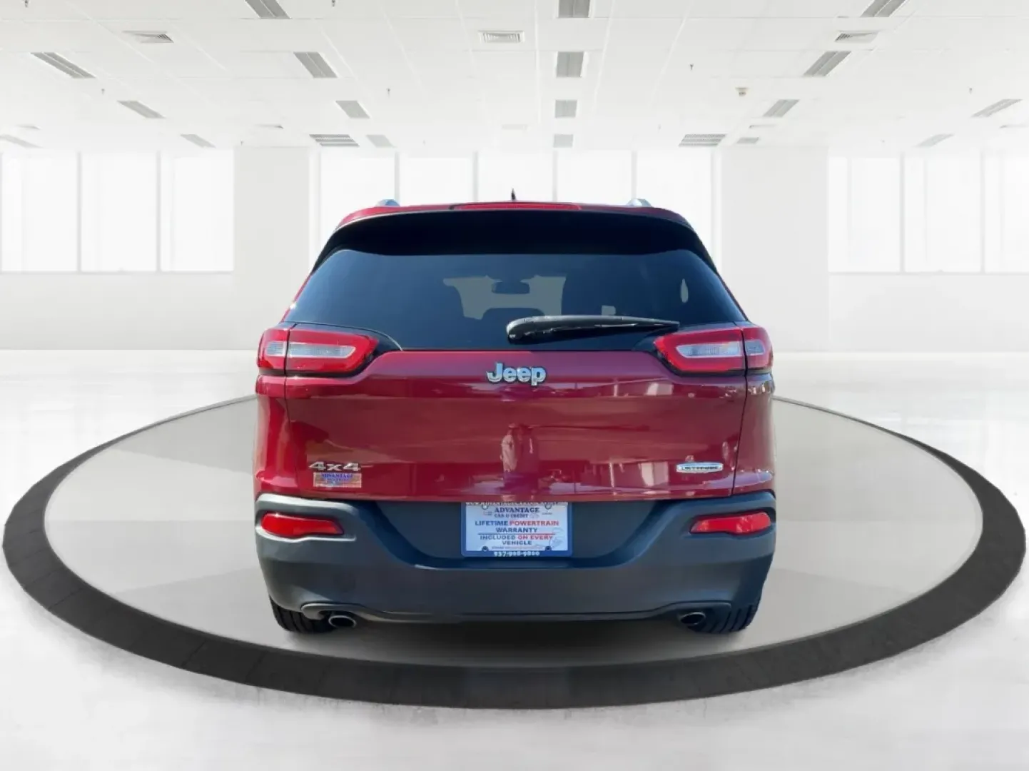 2014 Jeep Cherokee Latitude (1C4PJMCS0EW) with an Other engine, located at 1951 S Dayton Lakeview Rd., New Carlisle, OH, 45344, (937) 908-9800, 39.890999, -84.050255 - Embrace adventure and comfort with this 2014 Jeep Cherokee Latitude, perfect for families, outdoor enthusiasts, or anyone looking to elevate their daily commute. With its blend of robust capability and stylish design, this crossover is an ideal companion for weekend getaways or daily drives around N - Photo#3