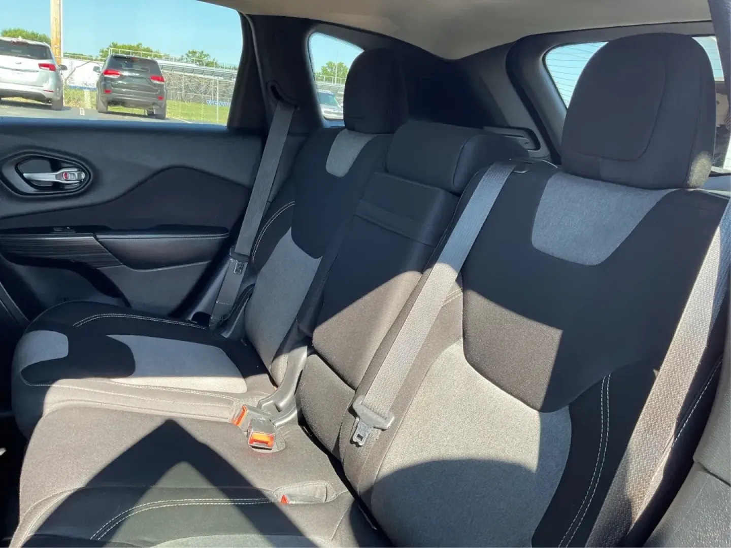 2014 Jeep Cherokee Latitude (1C4PJMCS0EW) with an Other engine, located at 1951 S Dayton Lakeview Rd., New Carlisle, OH, 45344, (937) 908-9800, 39.890999, -84.050255 - Embrace adventure and comfort with this 2014 Jeep Cherokee Latitude, perfect for families, outdoor enthusiasts, or anyone looking to elevate their daily commute. With its blend of robust capability and stylish design, this crossover is an ideal companion for weekend getaways or daily drives around N - Photo#10
