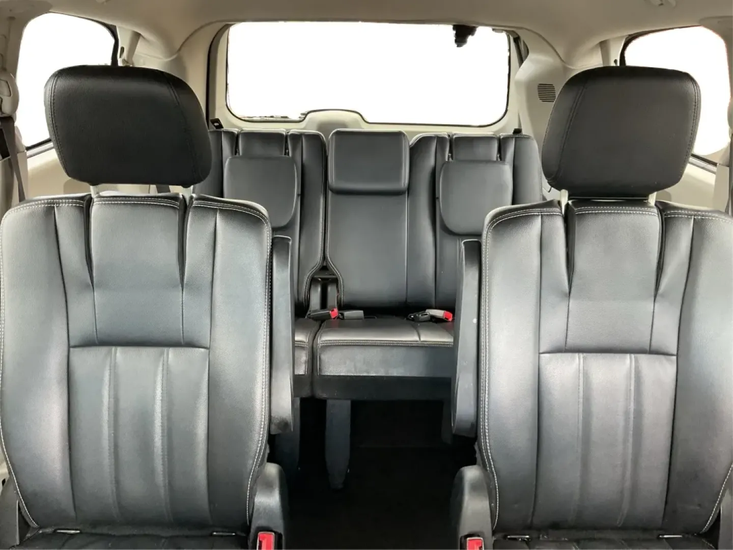 2014 Chrysler Town and Country Touring (2C4RC1BG6ER) with an 3.6L V6 DOHC 24V engine, 6-Speed Automatic transmission, located at 1099 N County Rd 25A , Troy, OH, 45373, (937) 908-9800, 40.057079, -84.212883 - **Experience Unmatched Family Adventures with the 2014 Chrysler Town and Country Touring at Advantage Car and Credit - Troy!**<br /> <br /> Are you dreaming of family road trips filled with laughter and memories? Look no further! The 2014 Chrysler Town and Country Touring is your ticket to unfor - Photo#13