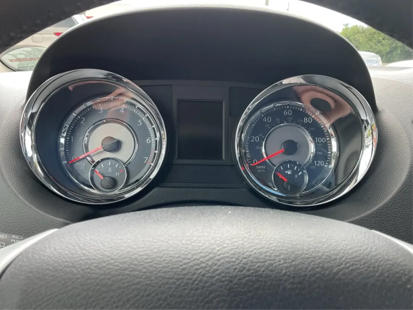 2014 Chrysler Town and Country Touring (2C4RC1BG6ER) with an 3.6L V6 DOHC 24V engine, 6-Speed Automatic transmission, located at 1099 N County Rd 25A , Troy, OH, 45373, (937) 908-9800, 40.057079, -84.212883 - **Experience Unmatched Family Adventures with the 2014 Chrysler Town and Country Touring at Advantage Car and Credit - Troy!**<br /> <br /> Are you dreaming of family road trips filled with laughter and memories? Look no further! The 2014 Chrysler Town and Country Touring is your ticket to unfor - Photo#14