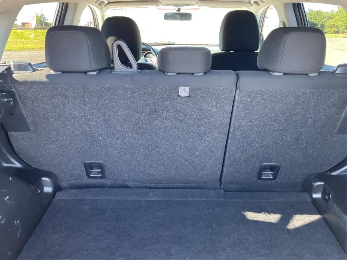 2017 Mitsubishi Outlander 2.0 ES (JA4AR3AU0HZ) with an 2L I-4 DOHC engine, located at 8750 N County Rd 25A, Piqua, OH, 45356, (937) 908-9800, 40.164391, -84.232513 - **Adventure Awaits with the 2017 Mitsubishi Outlander - Your Perfect Family SUV!**<br /> <br /> At Advantage Car and Credit - Piqua, we understand that your vehicle is more than just a mode of transportation; it's a gateway to adventure, a reliable partner for daily commutes, and a spacious haven fo - Photo#12