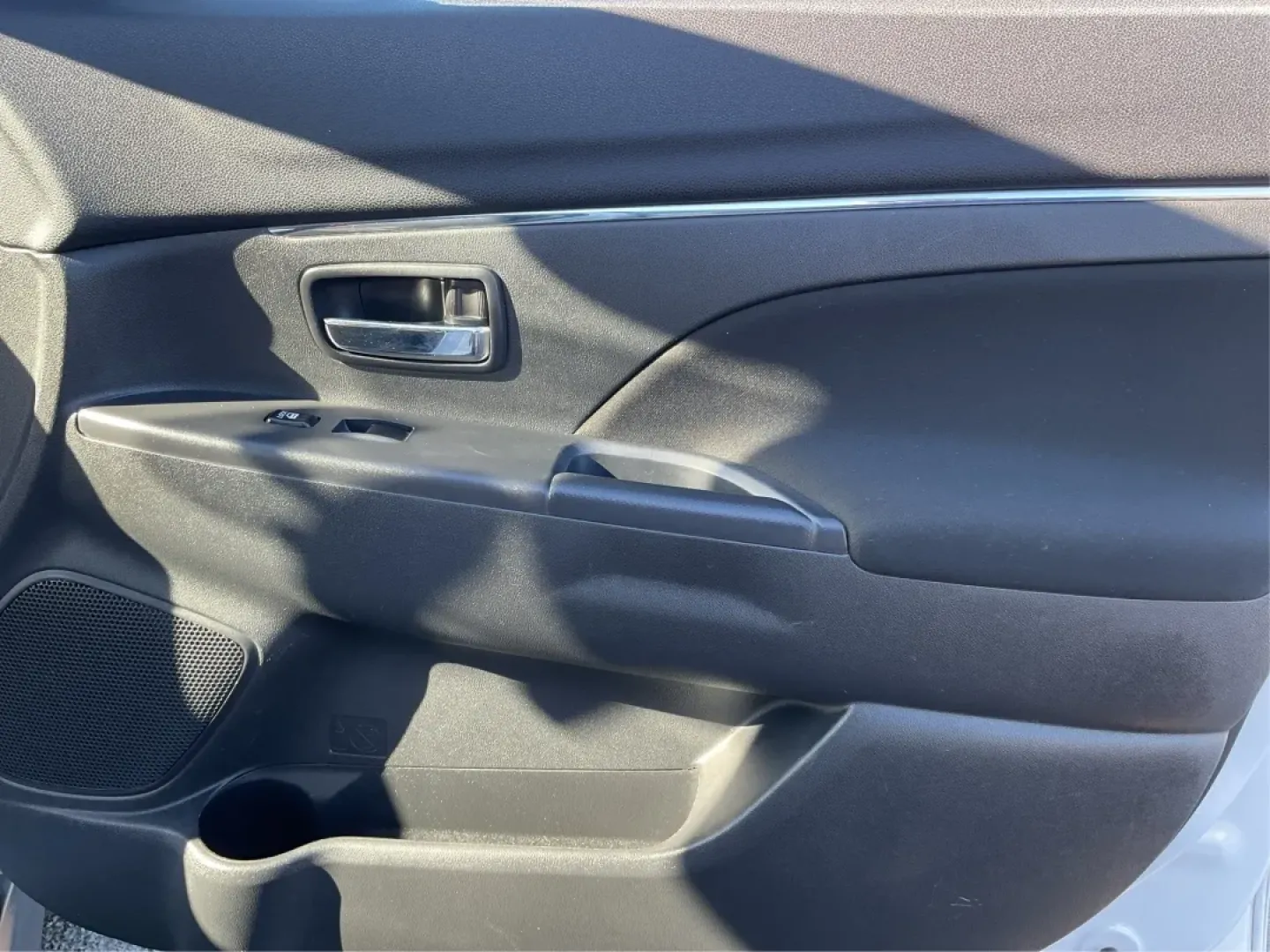 2017 Mitsubishi Outlander 2.0 ES (JA4AR3AU0HZ) with an 2L I-4 DOHC engine, located at 8750 N County Rd 25A, Piqua, OH, 45356, (937) 908-9800, 40.164391, -84.232513 - **Adventure Awaits with the 2017 Mitsubishi Outlander - Your Perfect Family SUV!**<br /> <br /> At Advantage Car and Credit - Piqua, we understand that your vehicle is more than just a mode of transportation; it's a gateway to adventure, a reliable partner for daily commutes, and a spacious haven fo - Photo#18